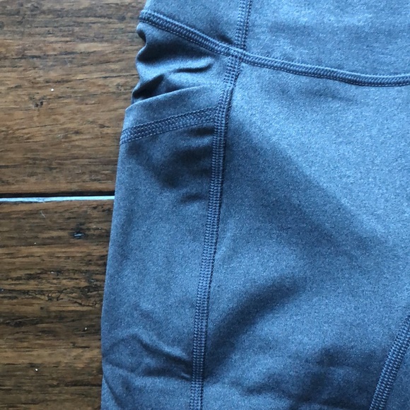 Everlane perform leggings - Picture 2 of 4